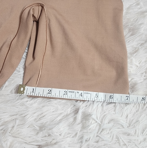 SKIMS All-In-One Long Sleeve Mid Thigh Onesie in Sienna/XS/NWT - Picture 6 of 10